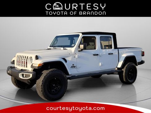 Used 2021 Jeep Gladiator Sport image 1