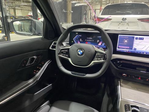 Used 2025 BMW 330i Sedan RWD image 3