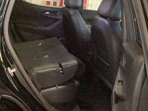 New 2026 Chevrolet Equinox LT w/ Convenience Package II image 17