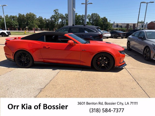 Used 2020 Chevrolet Camaro LT w/ Technology Package RWD image 5