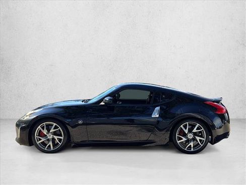 Used 2014 Nissan 370Z Coupe w/ Sport Package RWD image 9