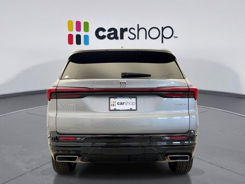 Used 2025 Buick Enclave Sport Touring AWD/4WD image 4