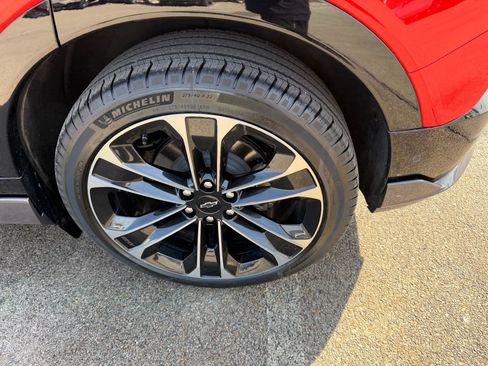 Certified 2025 Chevrolet Blazer EV SS image 16