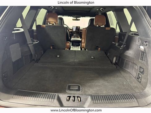 Used 2020 Lincoln Aviator Reserve w/ Equipment Group 202A AWD/4WD image 16