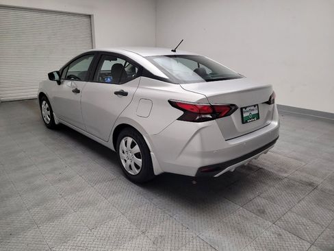 Used 2021 Nissan Versa S FWD image 5