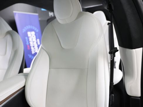 Used 2022 Tesla Model X AWD/4WD image 26