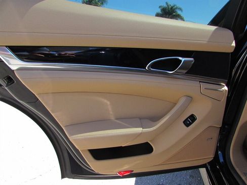 Used 2015 Porsche Panamera 4 AWD/4WD image 26