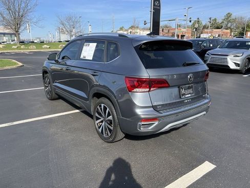 Used 2022 Volkswagen Taos SE image 5