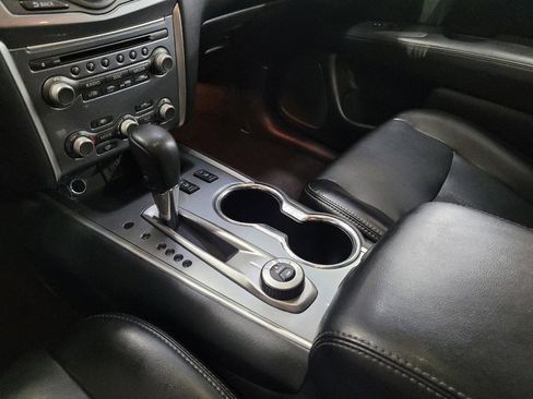 Used 2020 Nissan Pathfinder SL AWD/4WD image 26