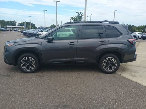 New 2026 Subaru Forester Premium AWD/4WD image 8