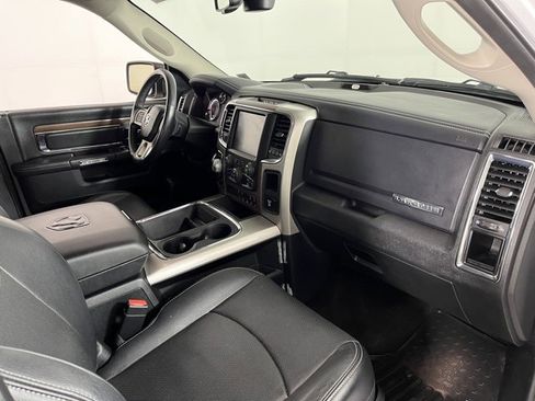 Used 2017 RAM 1500 Laramie w/ Convenience Group image 40