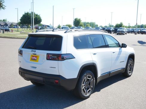 New 2026 Jeep Cherokee Laredo AWD/4WD image 3