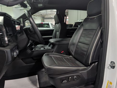 Used 2024 GMC Sierra 2500 AT4X AWD/4WD image 9
