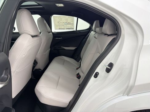 New 2026 Lexus UX 300h FWD image 13