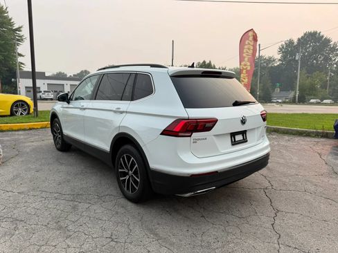Used 2021 Volkswagen Tiguan SEL AWD/4WD image 3