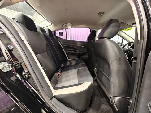 Used 2020 Nissan Versa SV FWD image 18