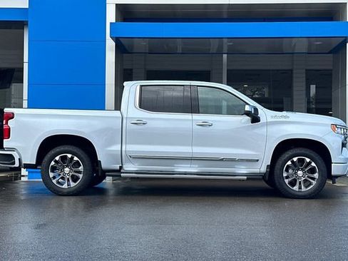 New 2026 Chevrolet Silverado 1500 High Country w/ Technology Package AWD/4WD image 4