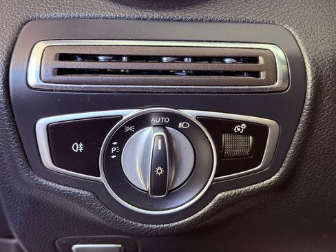 Used 2020 Mercedes-Benz C 300 Coupe image 28