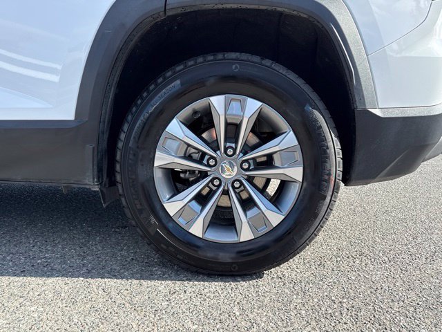 Used 2025 Chevrolet Equinox LT AWD/4WD image 15