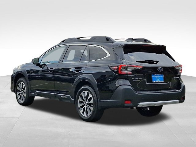 Used 2024 Subaru Outback Limited w/ Popular Package #2 AWD/4WD image 4