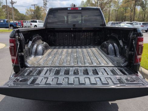 Used 2022 RAM 1500 Laramie image 18