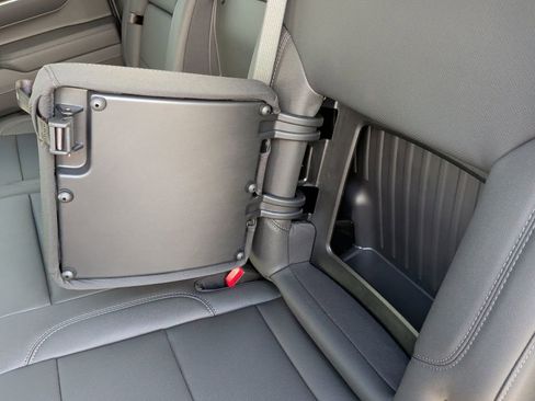 New 2026 GMC Sierra 1500 SLT image 38