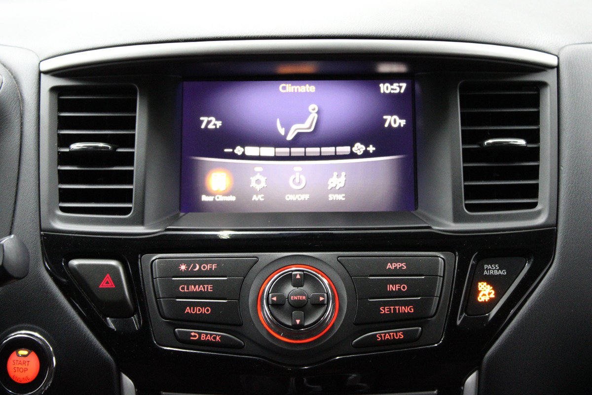 Used 2020 Nissan Pathfinder S FWD image 22