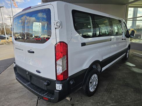 Used 2024 Ford Transit 350 XLT image 5