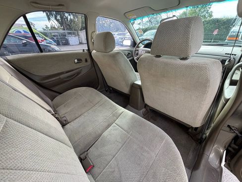 Used 2000 MAZDA Protege DX image 47