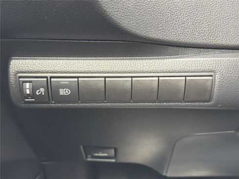 Used 2023 Toyota Corolla XSE FWD image 17