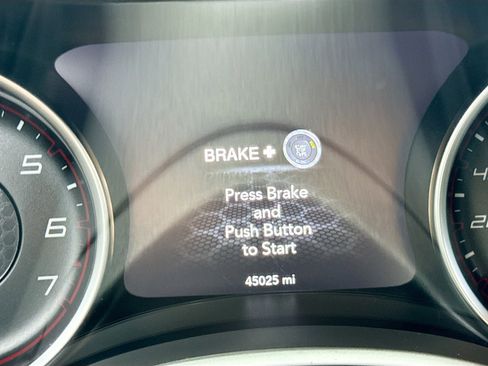 Used 2018 Dodge Charger R/T Scat Pack w/ Dynamics Package image 12