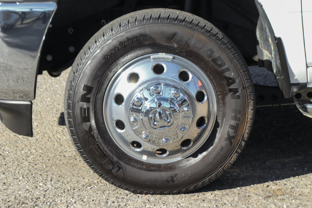Used 2026 RAM 3500 Big Horn AWD/4WD image 43
