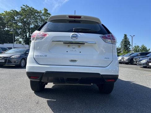 Used 2016 Nissan Rogue S AWD/4WD image 5