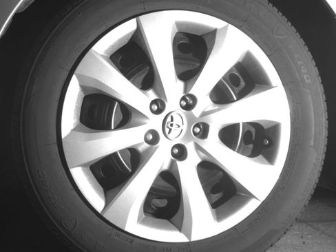 Used 2025 Toyota Corolla LE FWD image 15