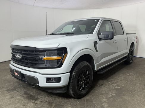 Certified 2024 Ford F150 XLT w/ XLT Black Appearance Package AWD/4WD image 3