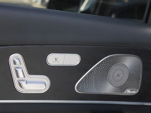 Certified 2023 Mercedes-Benz GLS 580 4MATIC image 29