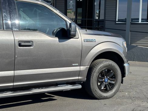 Used 2017 Ford F150 XLT AWD/4WD image 4