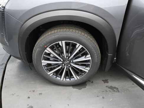 New 2026 Nissan Pathfinder Platinum FWD image 22