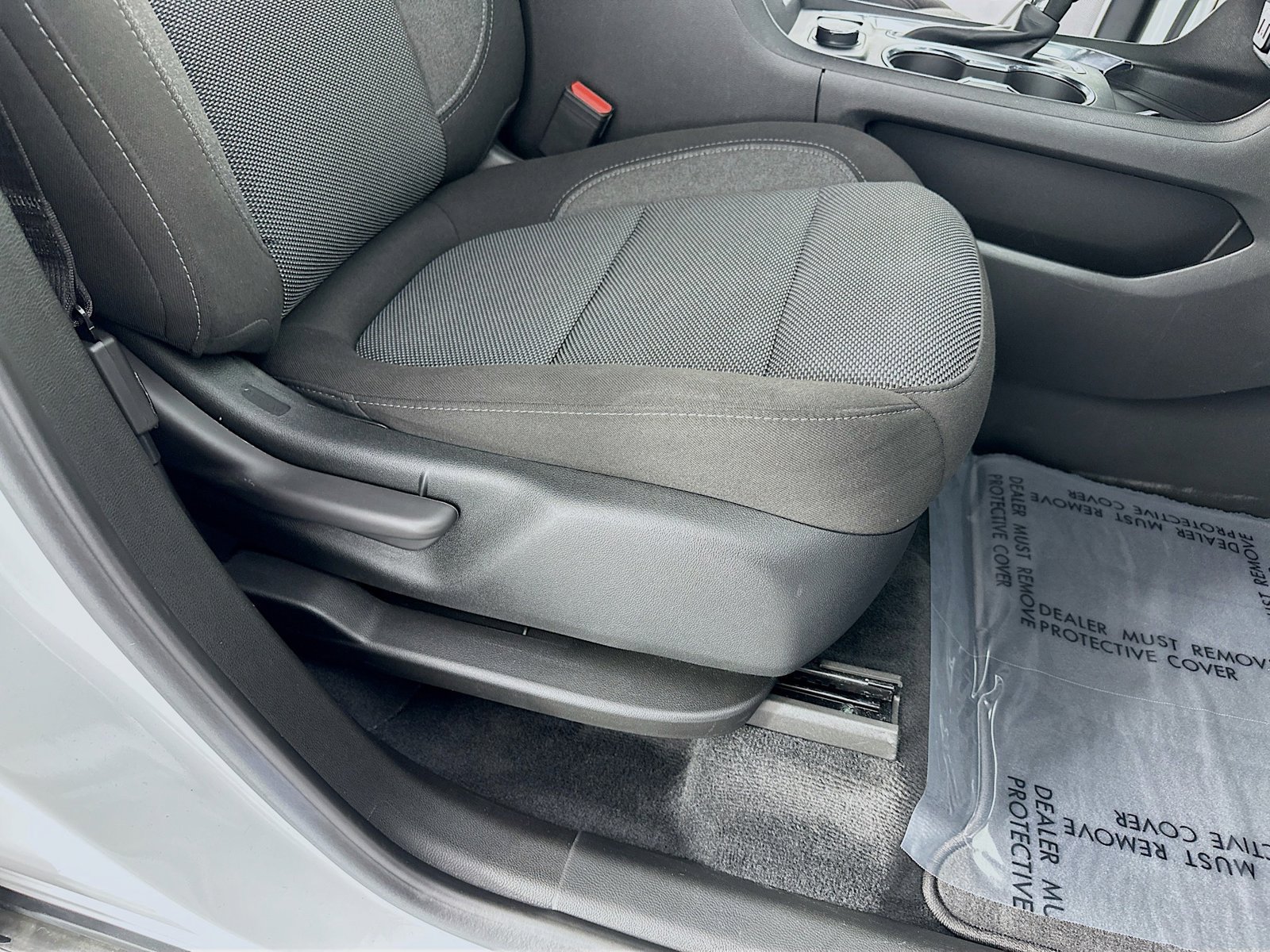 Used 2023 Chevrolet Traverse LT FWD image 33