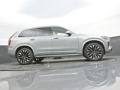 New 2026 Volvo XC90 B6 Ultra w/ Protection Package AWD/4WD image 36