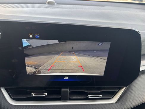 Used 2025 Chevrolet Equinox LT image 17