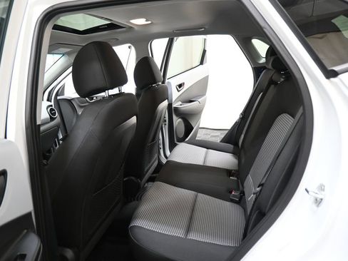 Used 2020 Hyundai Kona SEL Plus AWD/4WD image 12