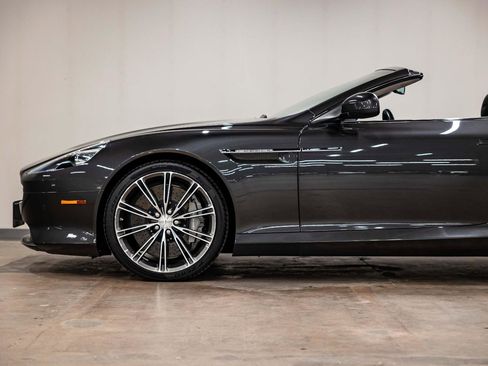 Used 2012 Aston Martin Virage Volante image 21