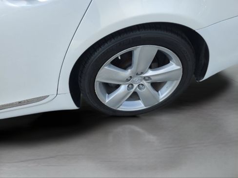 Used 2012 Lexus LS 460 w/ Comfort Pkg RWD image 32