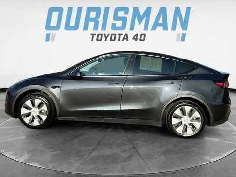 Used 2024 Tesla Model Y Long Range image 4