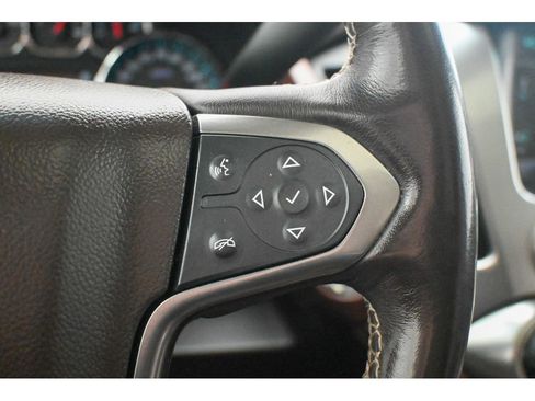 Used 2019 Chevrolet Suburban Premier image 44