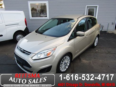 Used 2017 Ford C-MAX SE image 1