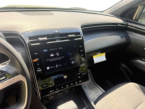 Used 2024 Hyundai Santa Cruz SEL AWD/4WD image 18