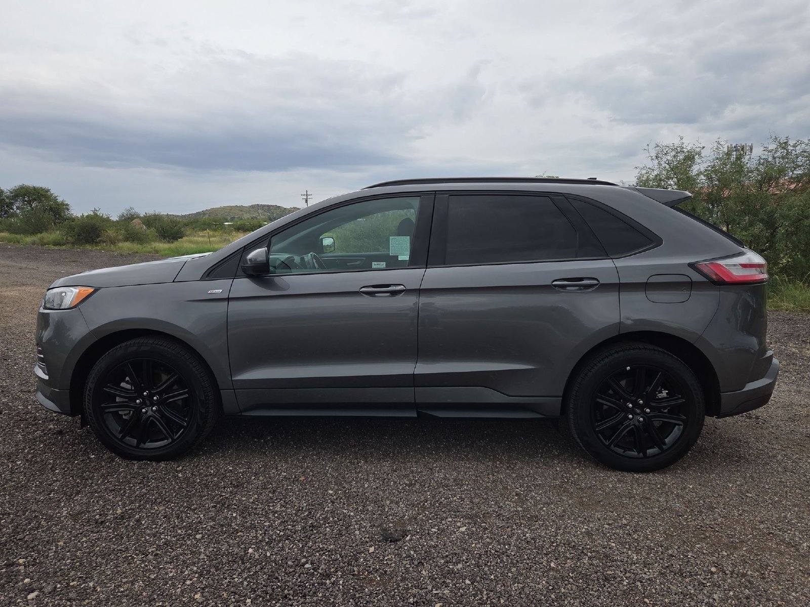 Certified 2024 Ford Edge ST-Line AWD/4WD image 9