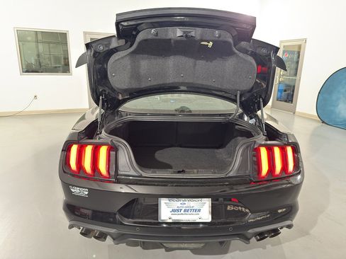 Used 2021 Ford Mustang GT image 9
